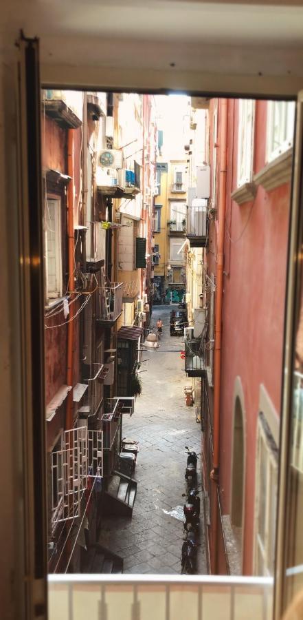 نابولي B&B Il Balconcino A Santa Chiara المظهر الخارجي الصورة