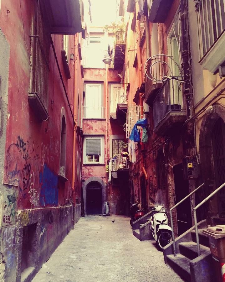 نابولي B&B Il Balconcino A Santa Chiara المظهر الخارجي الصورة