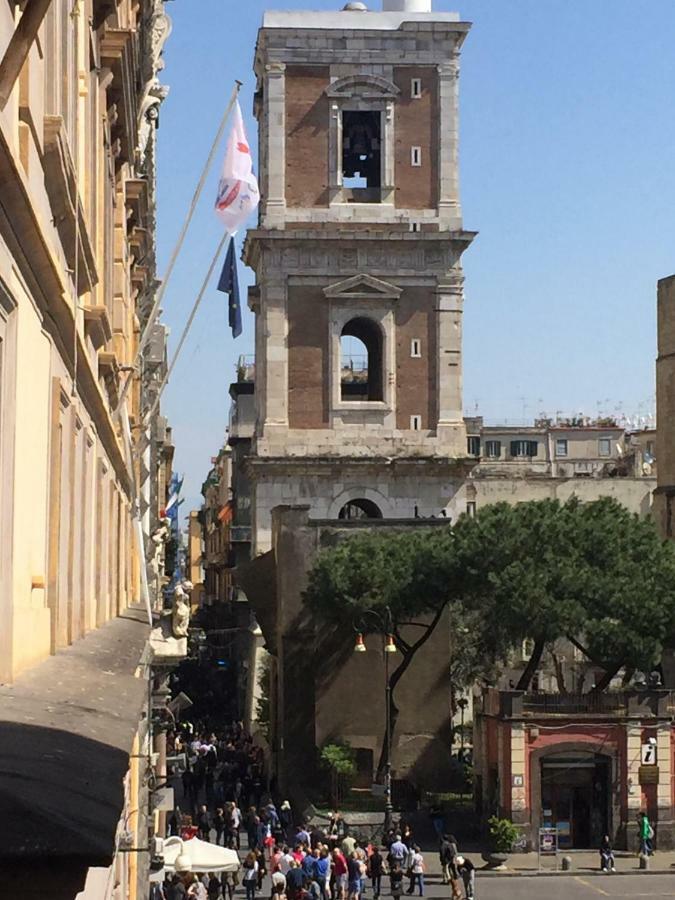 نابولي B&B Il Balconcino A Santa Chiara المظهر الخارجي الصورة