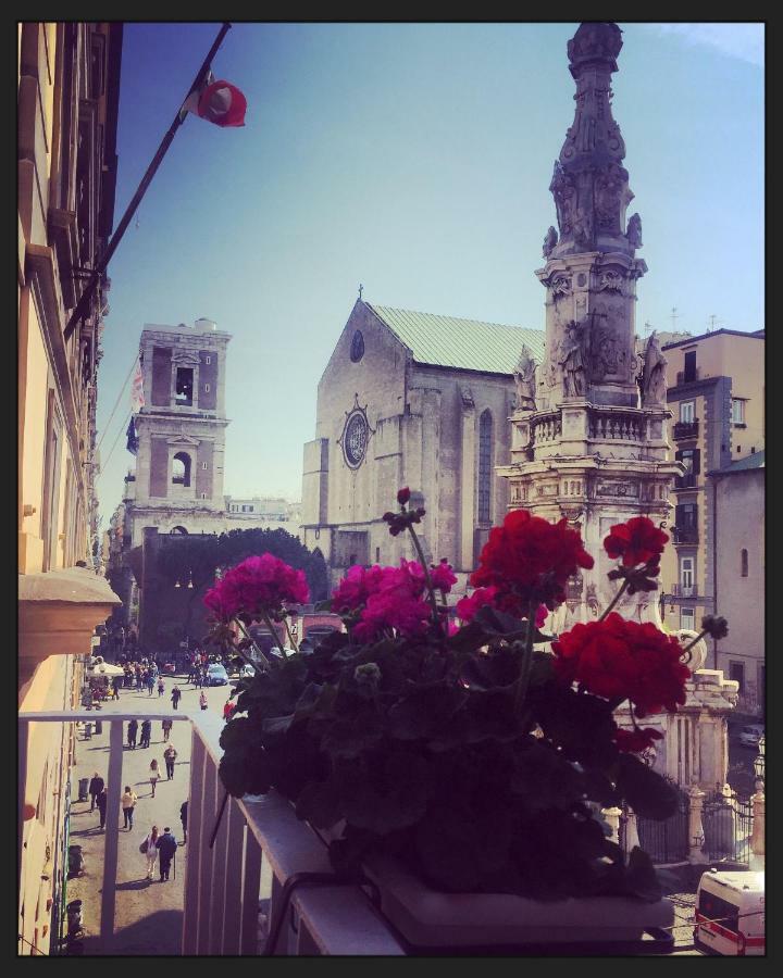نابولي B&B Il Balconcino A Santa Chiara المظهر الخارجي الصورة